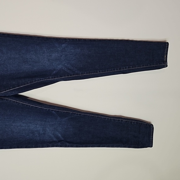 Levi's dark wash 30x30 mile high super skinny jeans - Picture 3 of 8